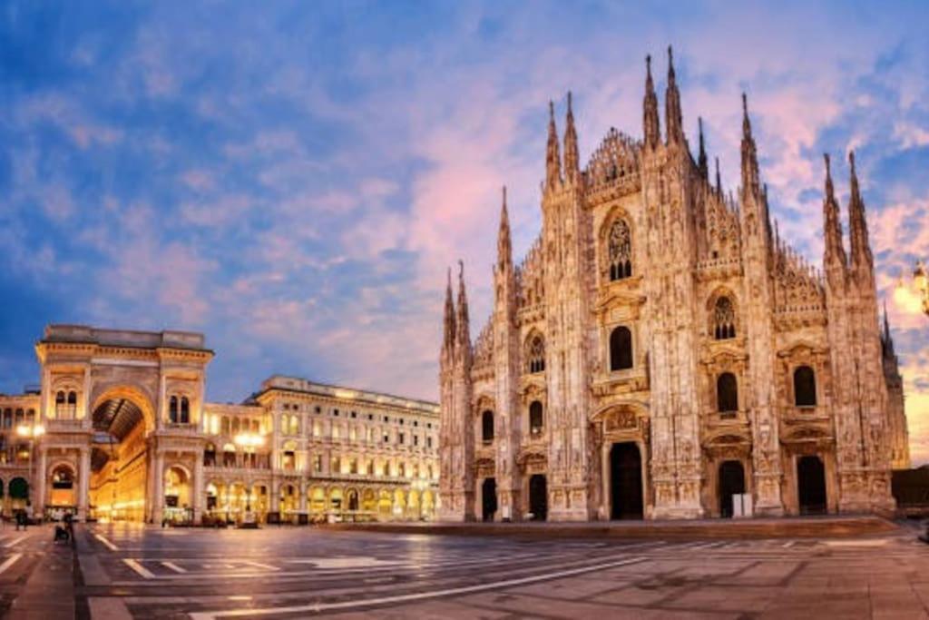 شقة ميلان  في Luxury Loft On The Duomo Wifi & Netflix المظهر الخارجي الصورة